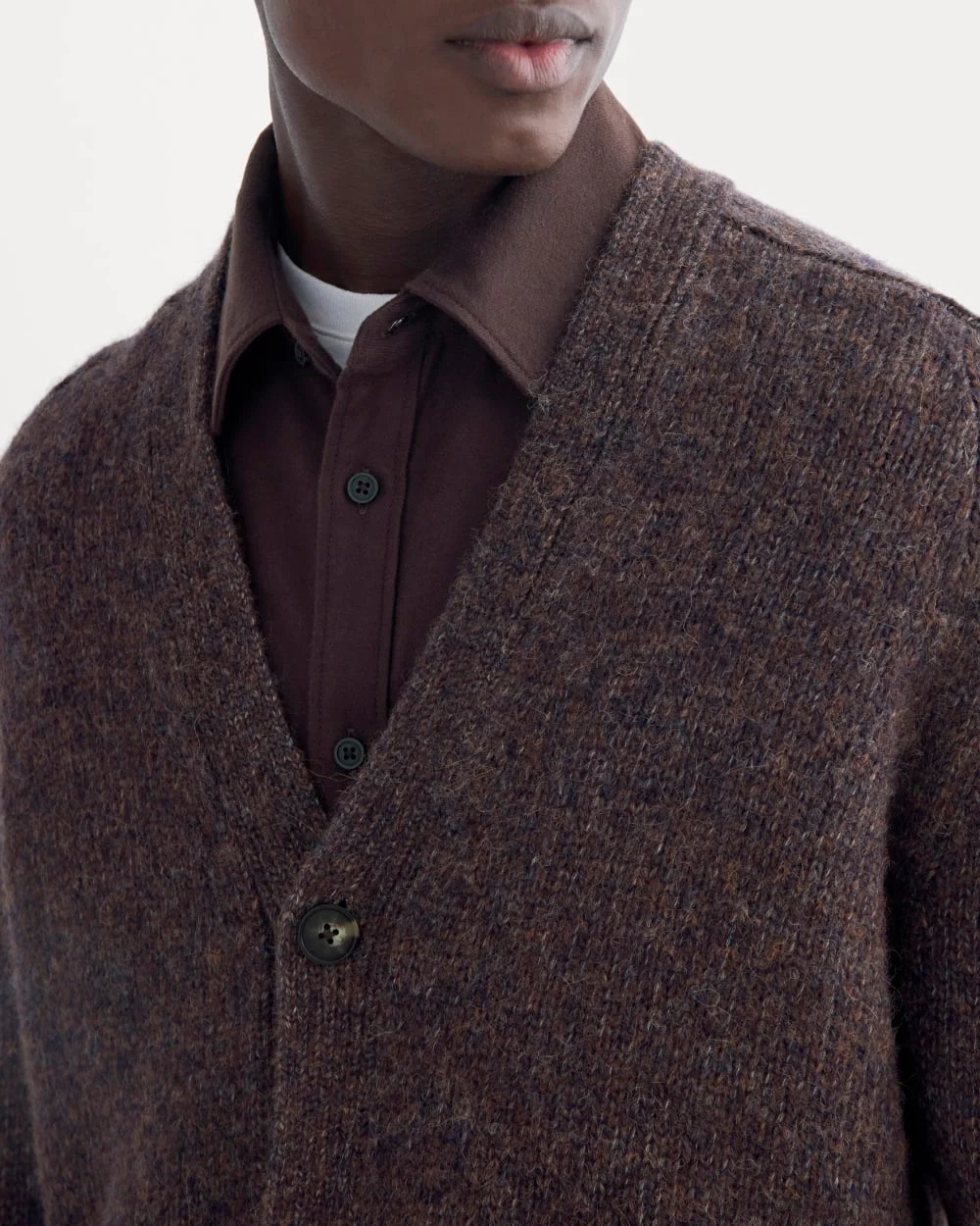 Den molnsläppta cardigan | Gråbrun