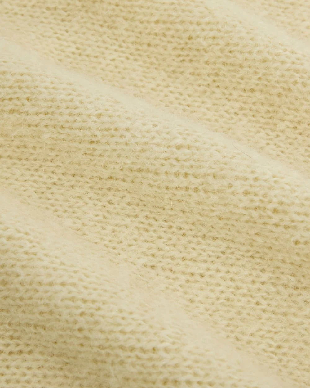 Mjuk alpakaskärp | Beige/svart