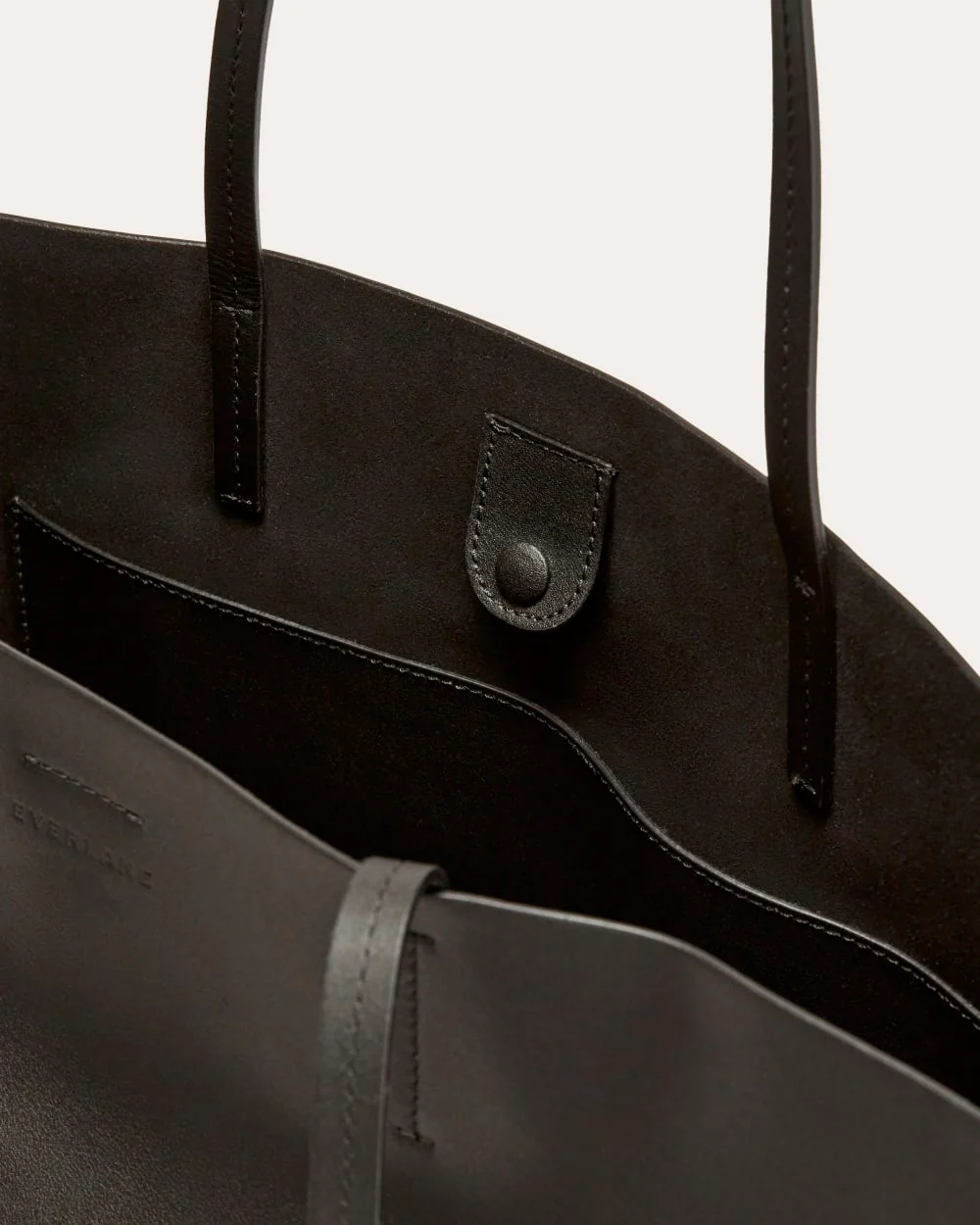 Luxe Medium italiensk läderkorg | Svart
