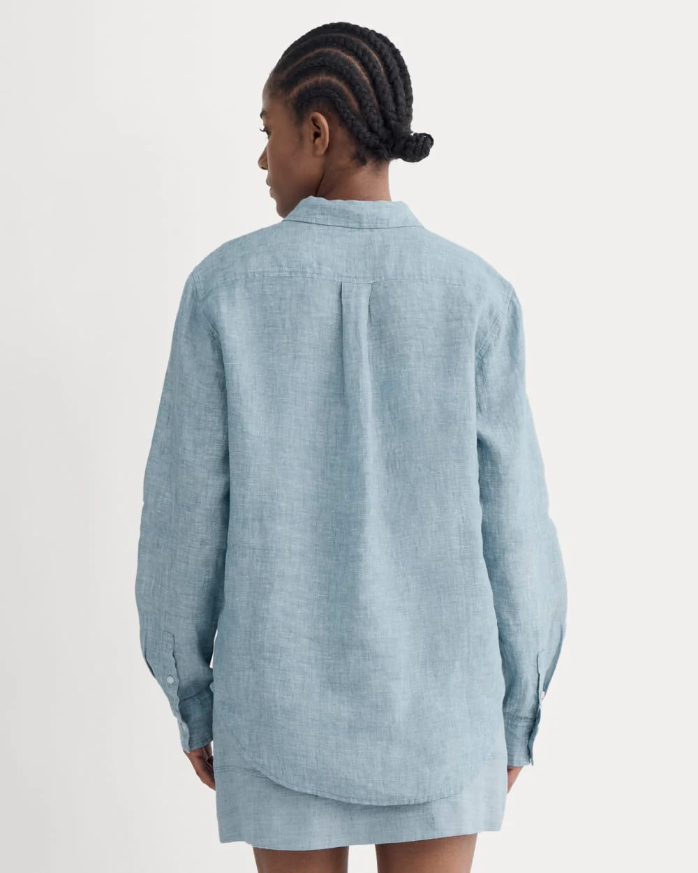 Den Obligatoriska Skjortan i Linne | Chambray